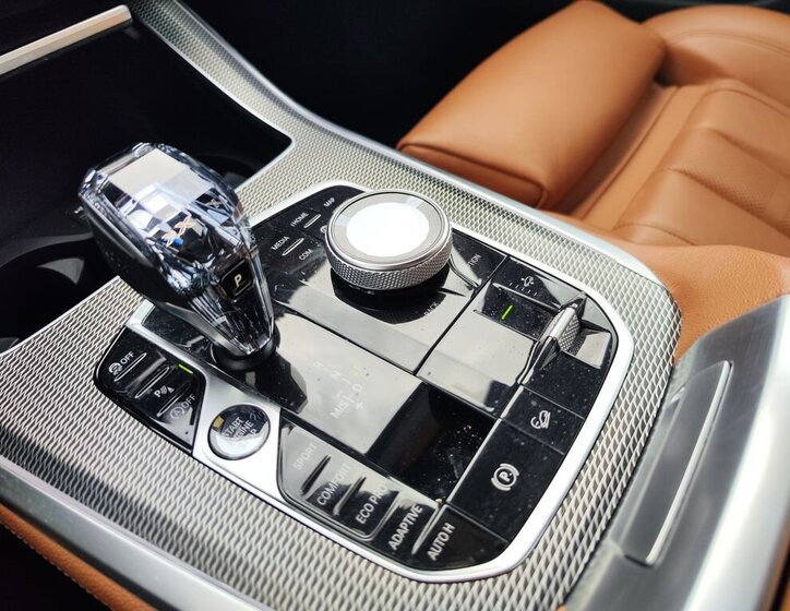 BMW X5 SUV / Terénní 3,0 l 195 kw