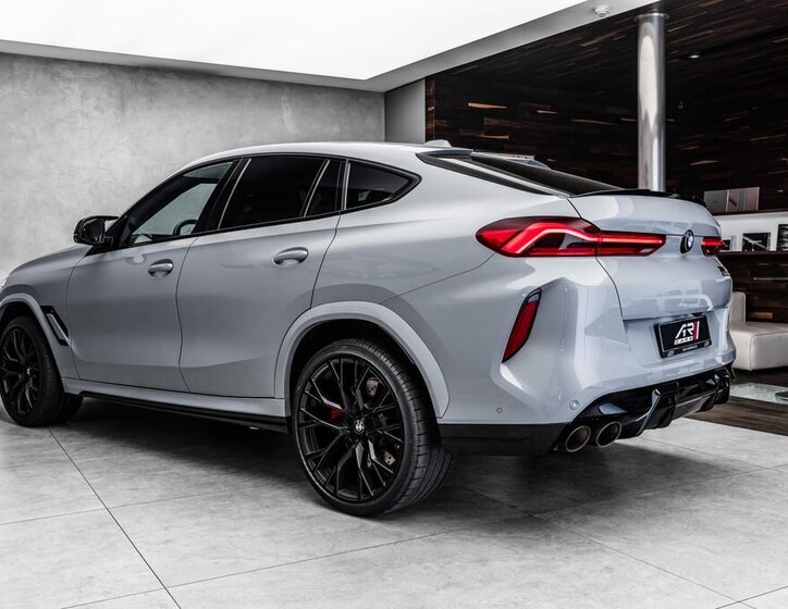 BMW X6 SUV / Terénní 4,4 l 460 kw