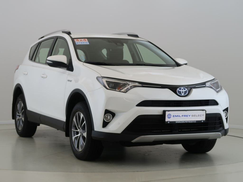 Toyota RAV4 SUV / Terénní 2,5 l 114 kw
