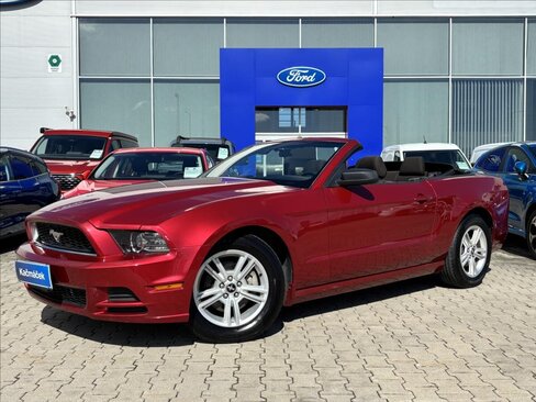 Ford Mustang Kabriolet 3,7 l 227 kw