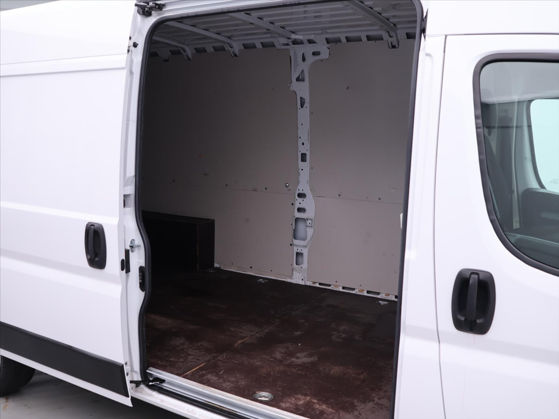 Opel Movano Ostatní 2,2 l 103 kw