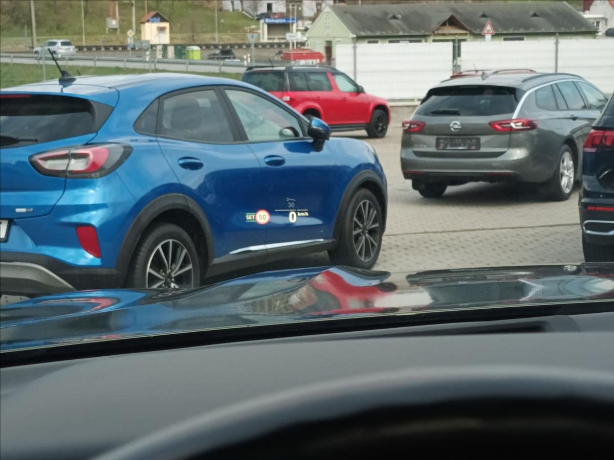 BMW X7 SUV / Terénní 4,4 l 390 kw