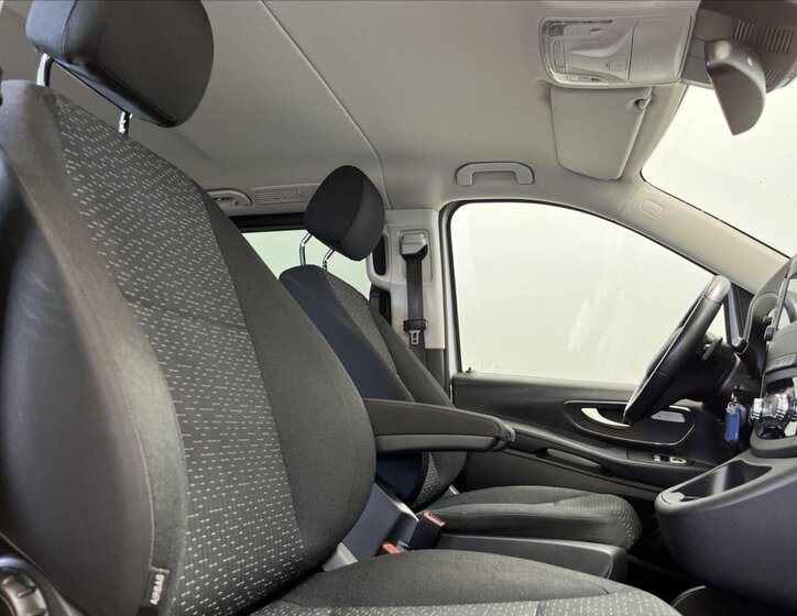 Mercedes-Benz Vito MPV 2,0 l 174 kw