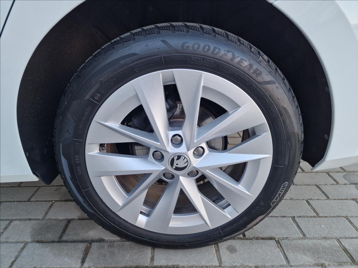 Škoda Octavia Liftback 2,0 l 85 kw