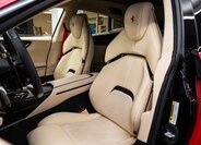 Ferrari Ostatní Hatchback 6,5 l 529 kw