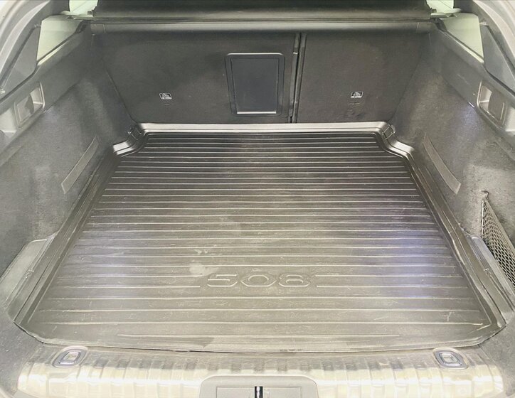 Peugeot 508 Kombi 2,0 l 120 kw