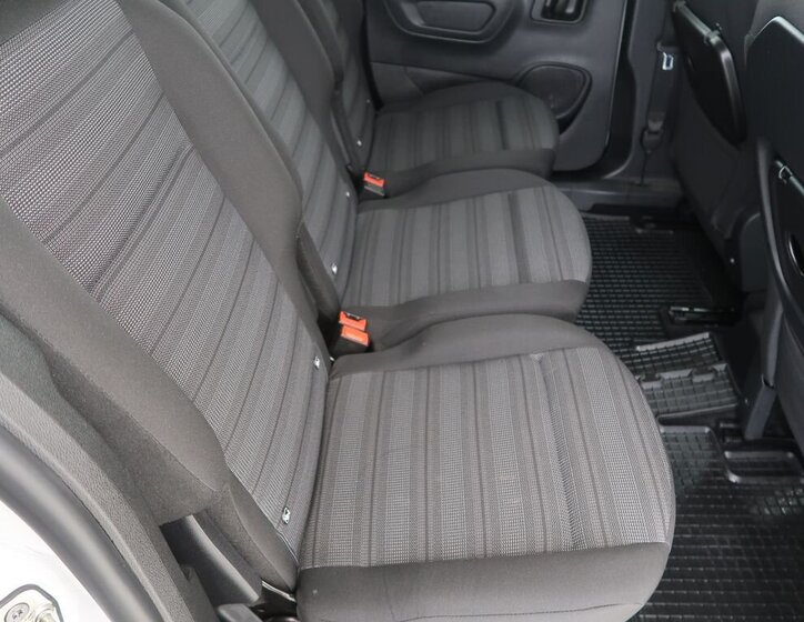 Opel Combo MPV 1,5 l 96 kw