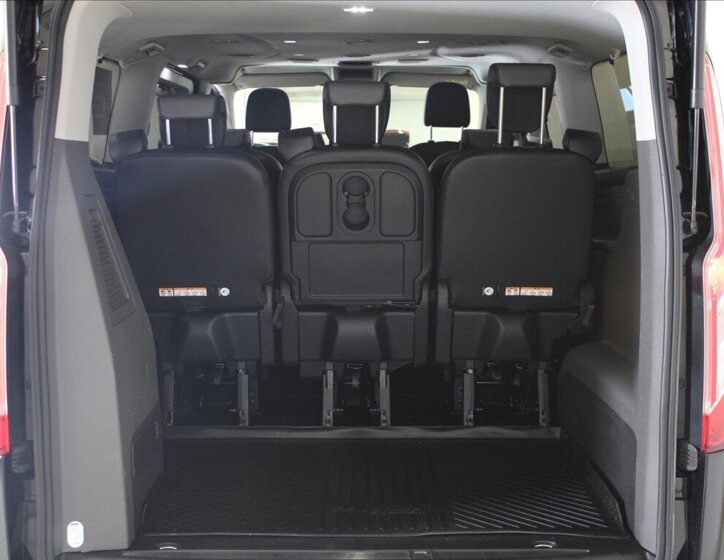 Ford Tourneo Custom MPV 2,0 l 125 kw