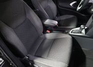 Toyota Yaris Cross 13