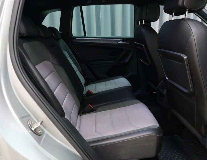 Volkswagen Tiguan SUV / Terénní 2,0 l 140 kw