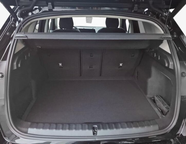 BMW X1 SUV 1,5 l 100 kw