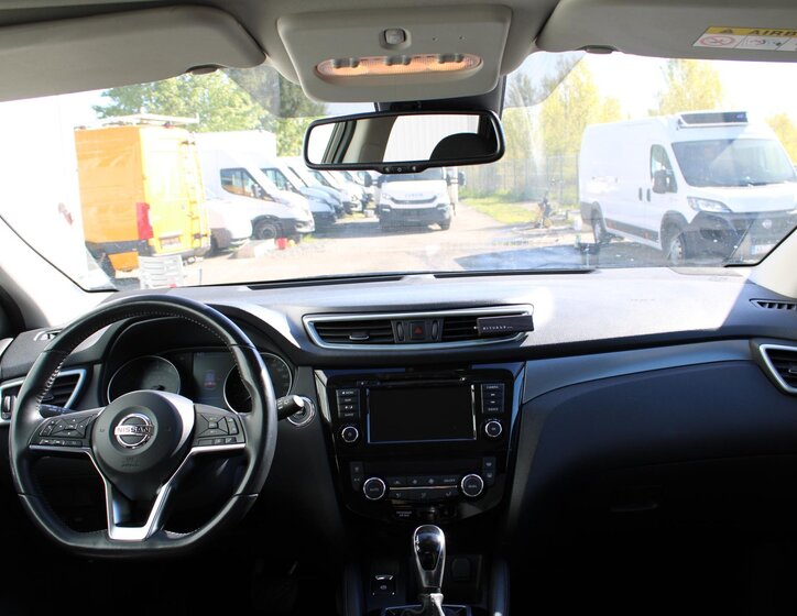 Nissan Qashqai SUV / Terénní 1,3 l 117 kw