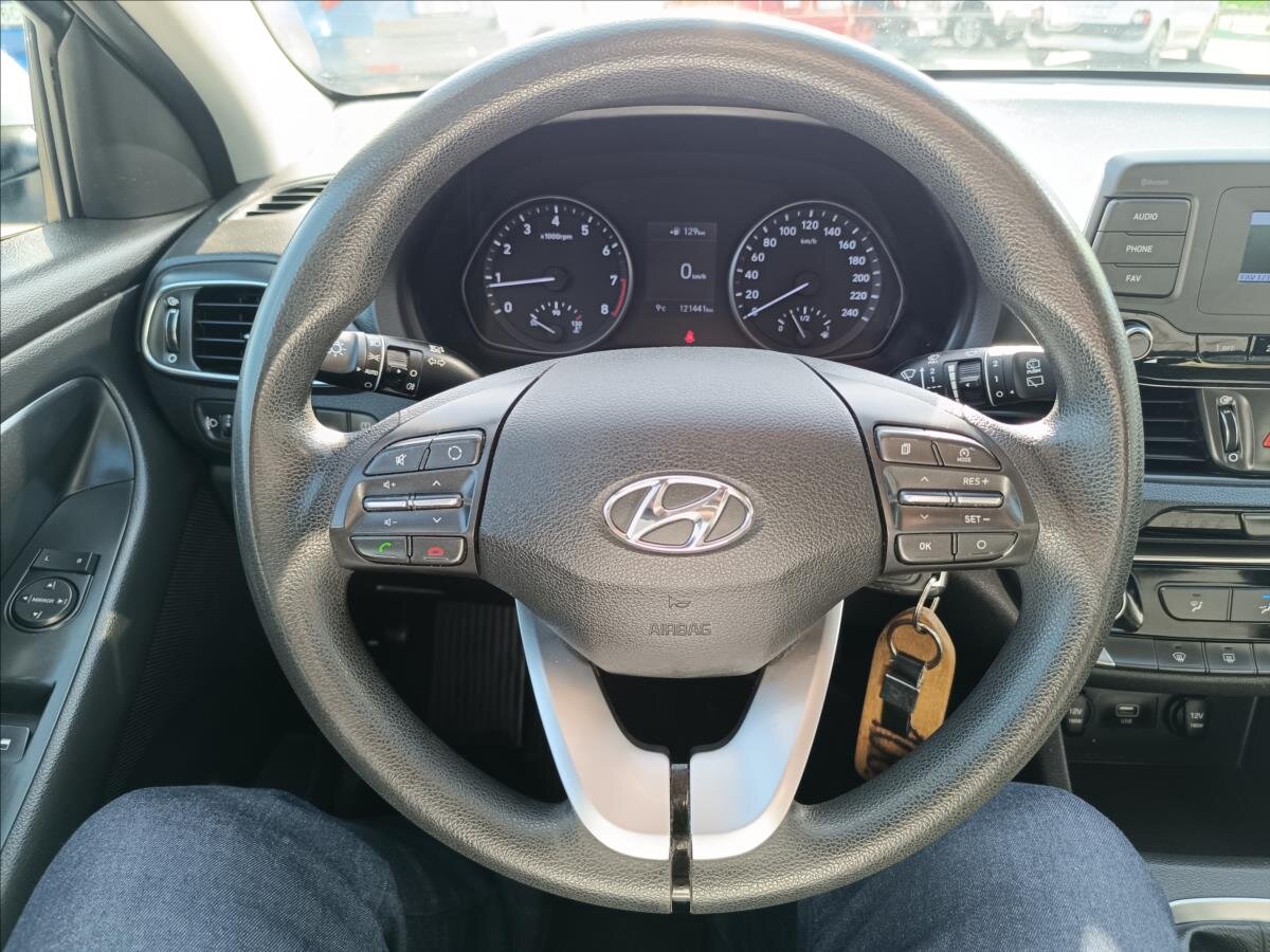 Hyundai i30 Kombi 1,4 l 73 kw