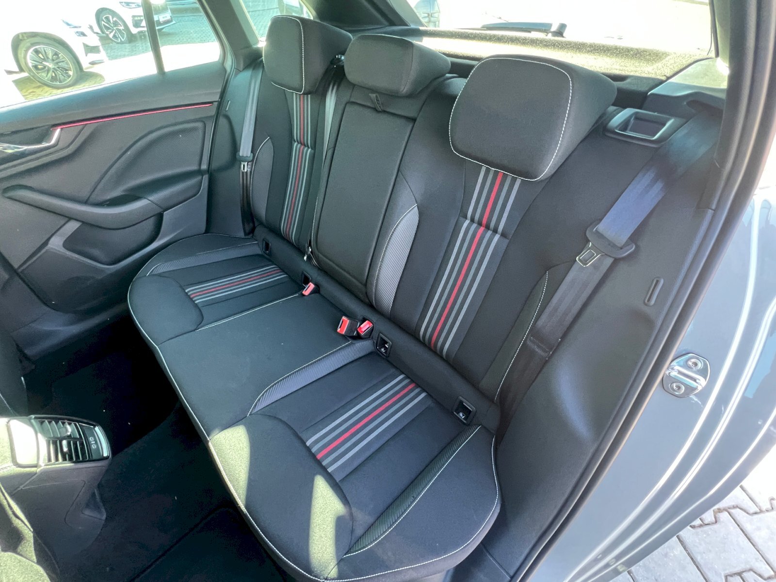 Škoda Scala Hatchback 1,0 l 85 kw