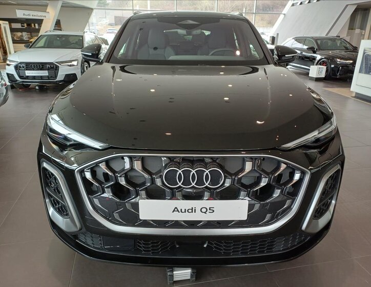 Audi Q5 SUV / Terénní 2,0 l 150 kw
