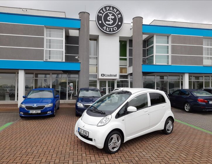 Mitsubishi Ostatní Hatchback 0,0 35 kw