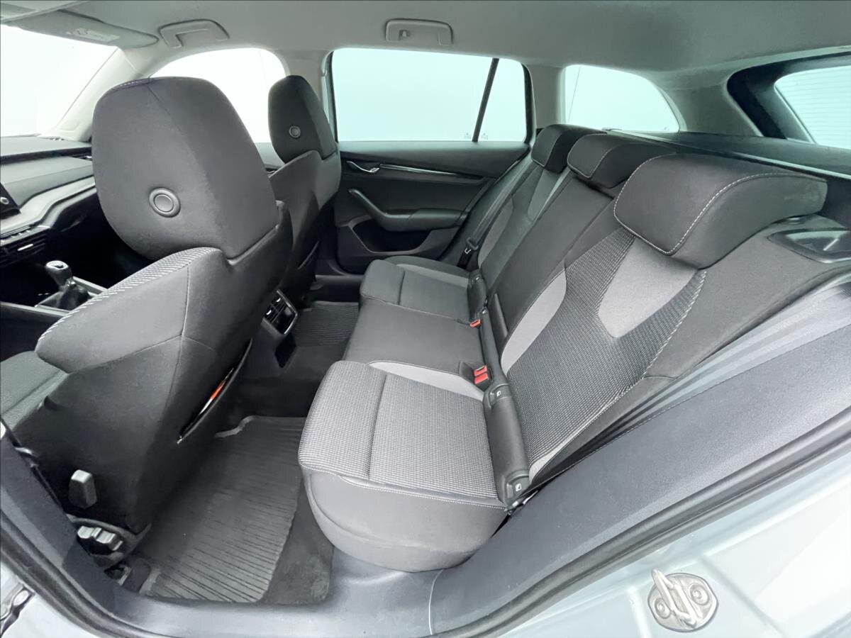 Škoda Octavia Kombi 2,0 l 85 kw