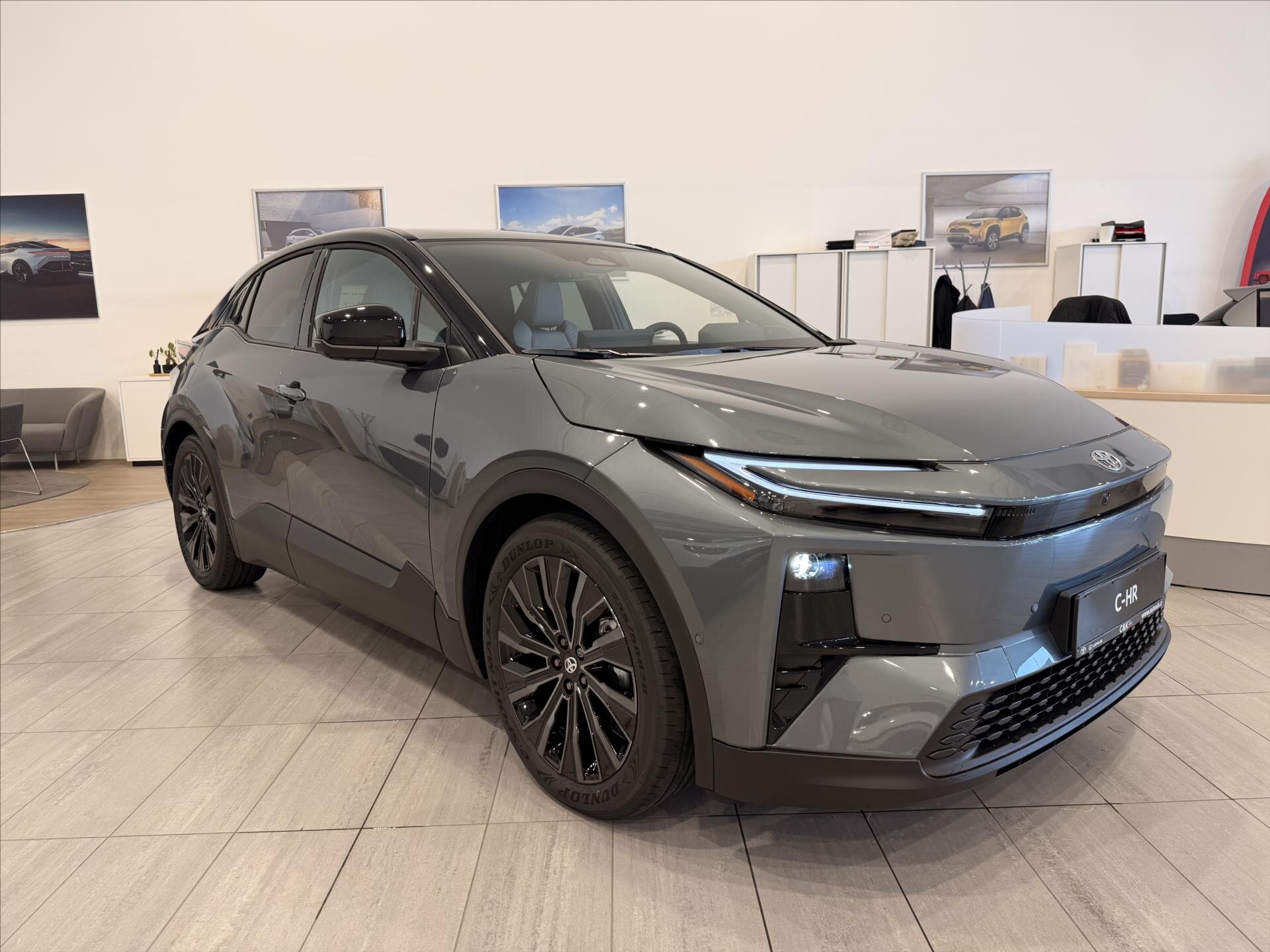 Toyota C-HR SUV / Terénní 0,0 252 kw