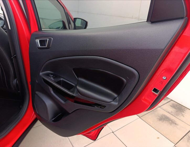 Ford EcoSport SUV 998,0 92 kw