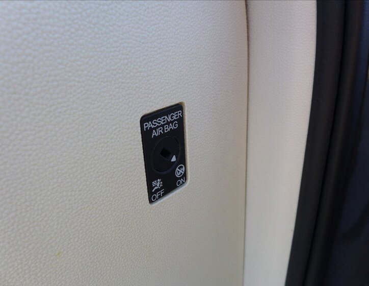 Volkswagen Passat Kombi 1,6 l 88 kw