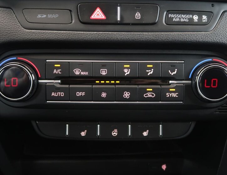 KIA Ceed Hatchback 1,4 l 103 kw