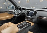Volvo XC90 SUV / Terénní 2,0 l 173 kw