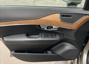 Volvo XC90 SUV 2,0 l 173 kw