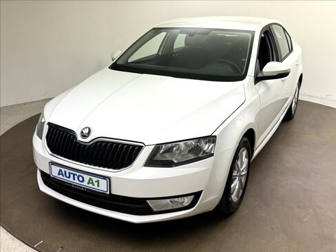 Škoda Octavia Sedan / Limuzína 1,6 l 77 kw