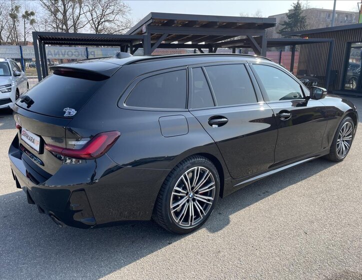 BMW Řada 3 Kombi 2,0 l 215 kw