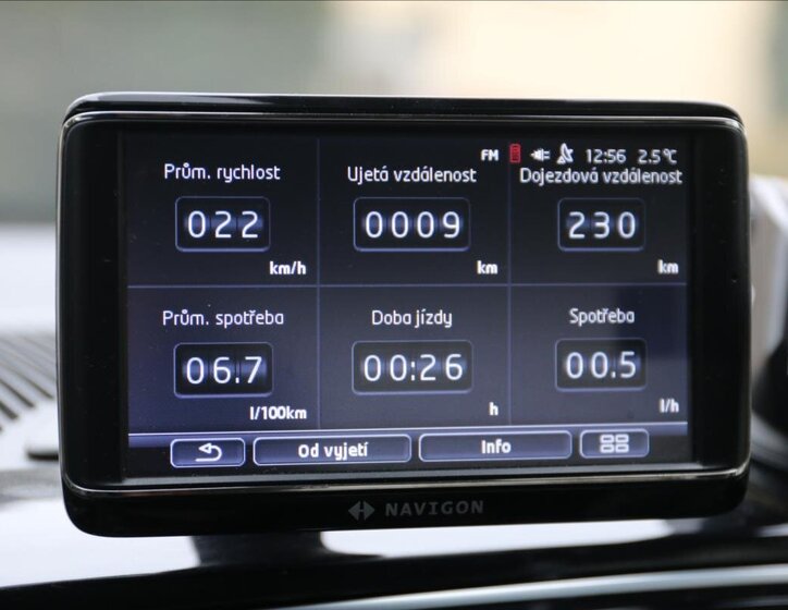 Volkswagen up! Hatchback 999,0 44 kw