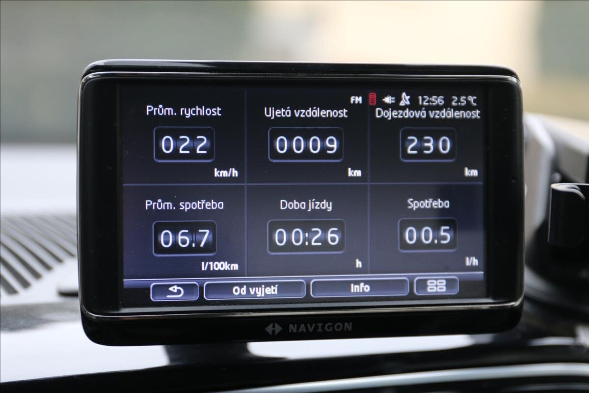 Volkswagen up! Hatchback 999,0 44 kw