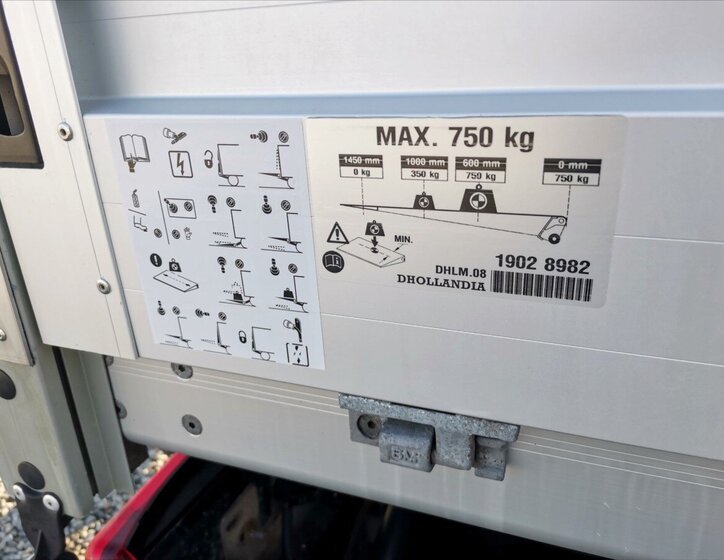 Mercedes-Benz Sprinter Valník 3,0 l 140 kw