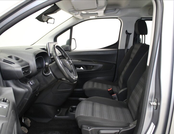 Opel Combo MPV 1,2 l 81 kw