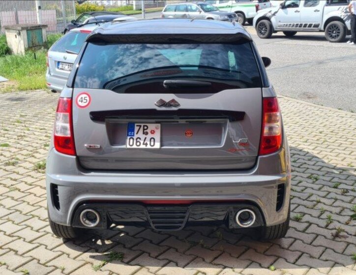 Ligier JS 50 L Hatchback 478,0 6 kw