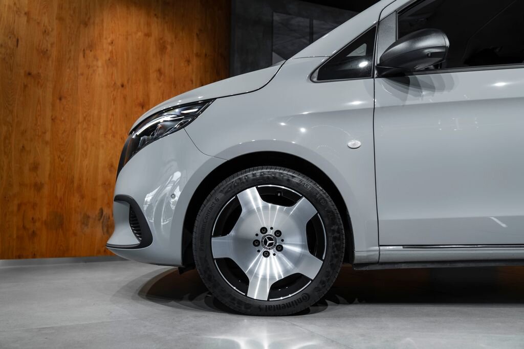 Mercedes-Benz Vito VAN / Minibus 2,0 l 174 kw