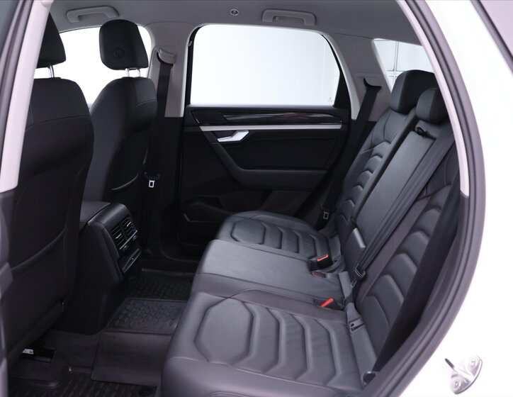 Volkswagen Touareg SUV 3,0 l 170 kw