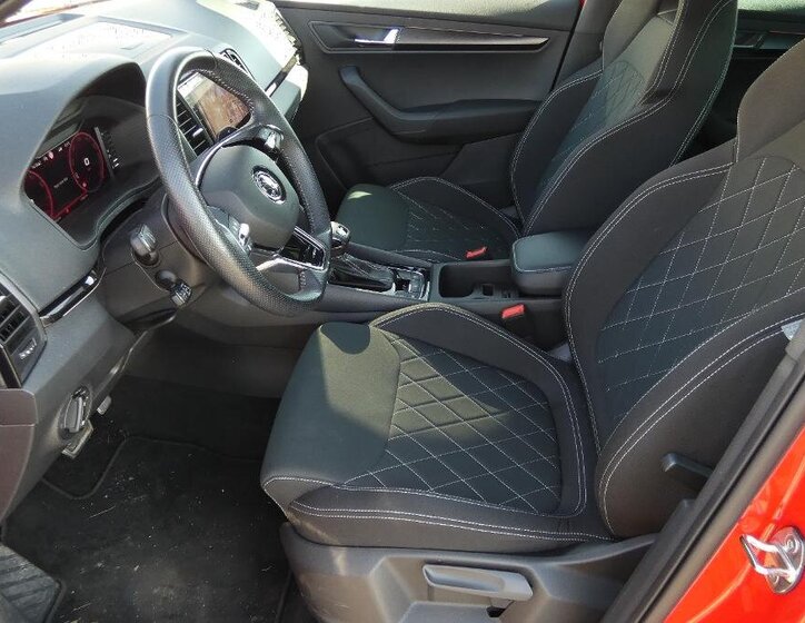 Škoda Karoq SUV / Terénní 1,5 l 110 kw