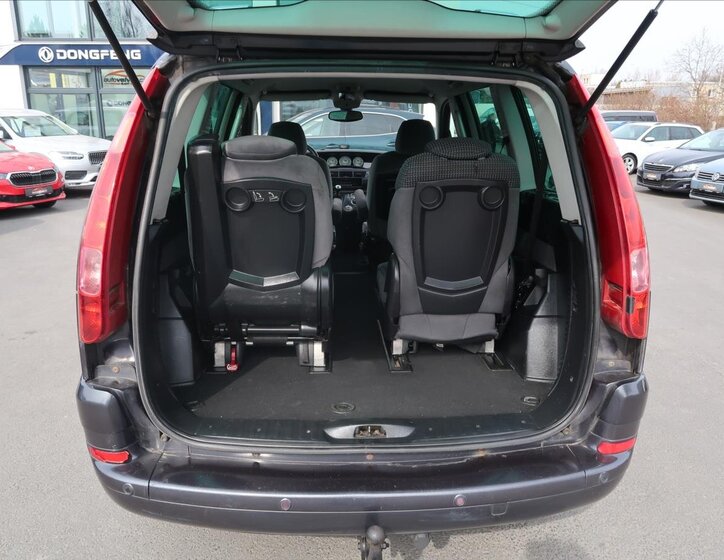 Citroën C8 MPV 2,0 l 88 kw