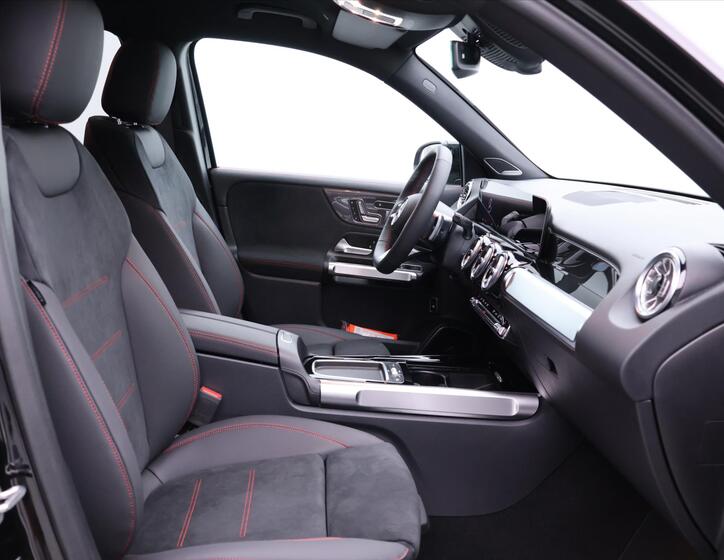 Mercedes-Benz GLB 15