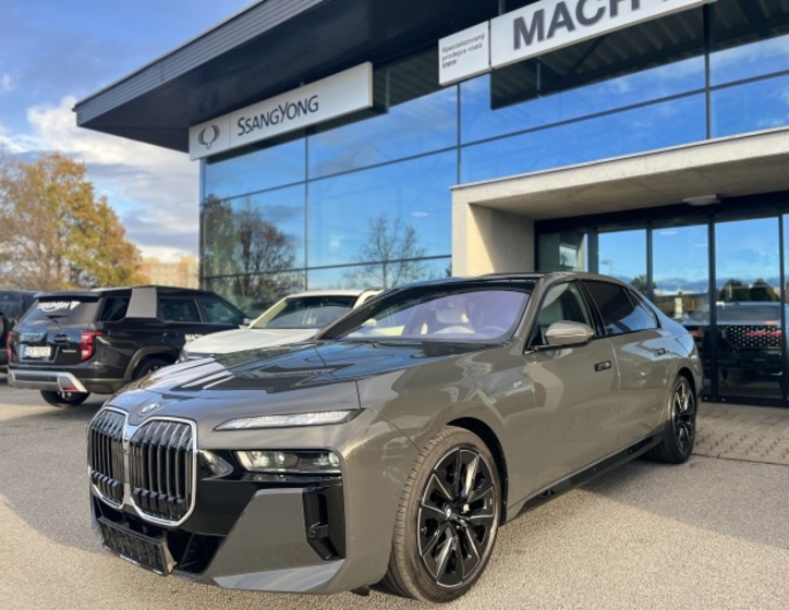 BMW Řada 7 9