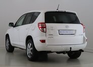 Toyota RAV4 SUV / Terénní 2,0 l 116 kw