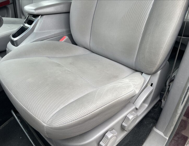 SsangYong Rodius SUV / Terénní 2,0 l 114 kw