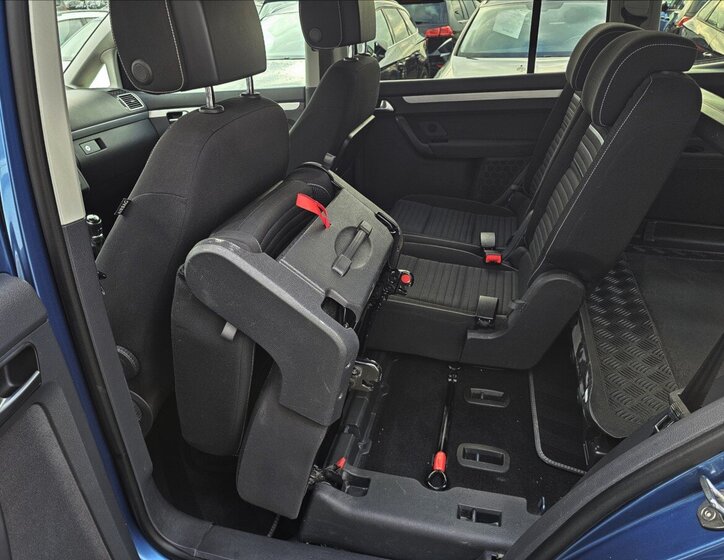 Volkswagen Touran 29