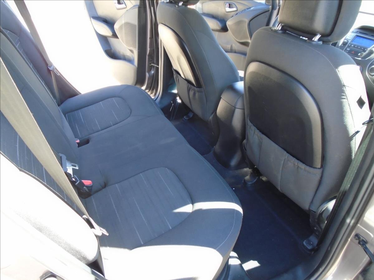 Hyundai ix35 SUV / Terénní 1,6 l 99 kw