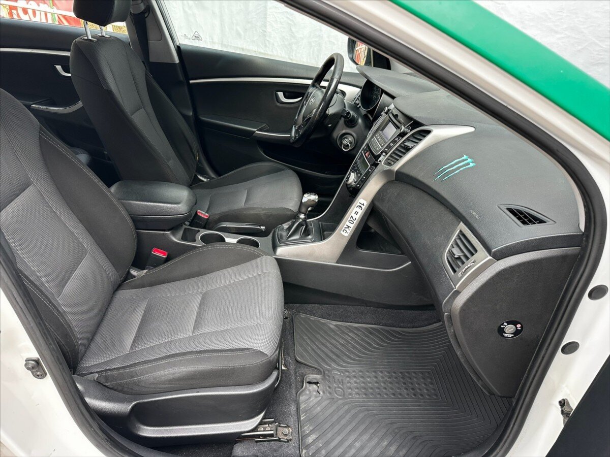 Hyundai i30 Kombi 1,6 l 81 kw