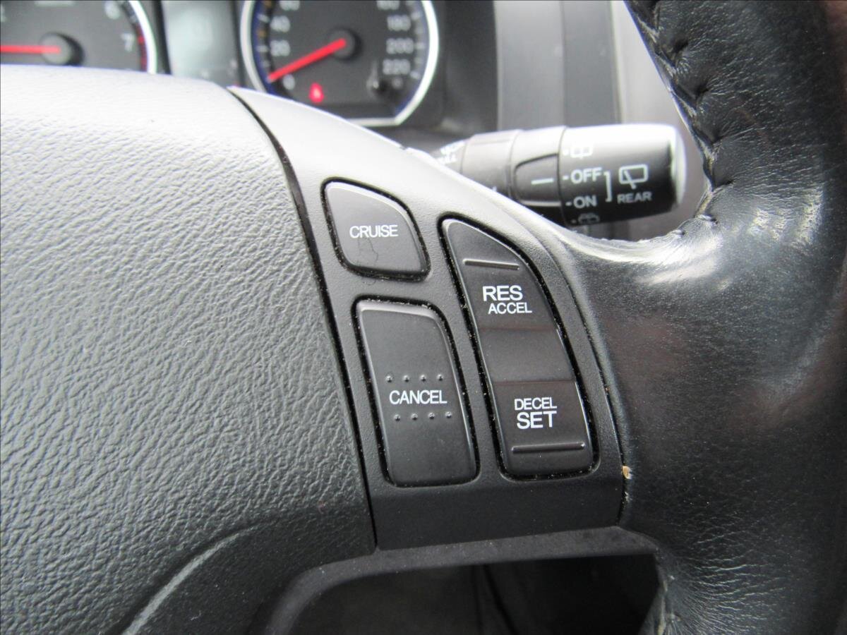 Honda CR-V SUV / Terénní 2,0 l 110 kw