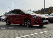 Hyundai i30 4
