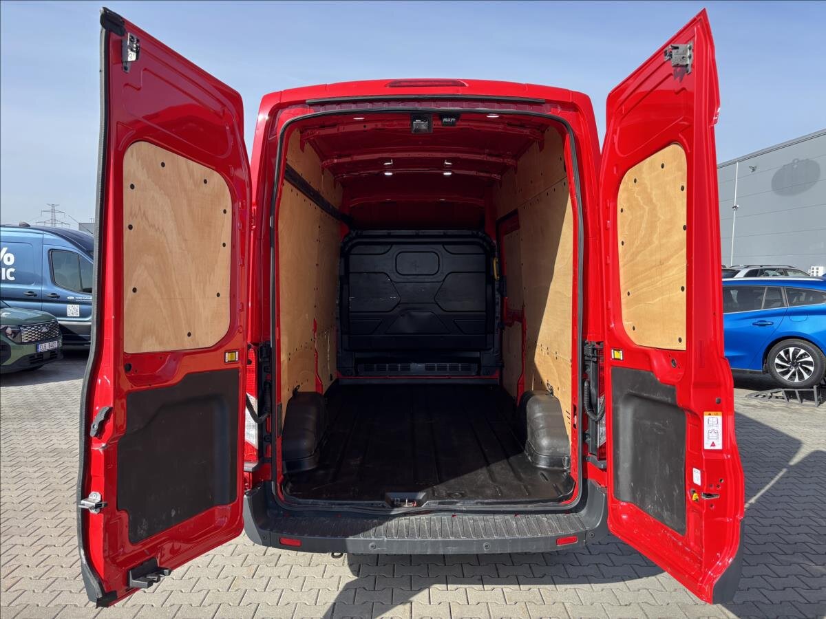 Ford Transit Skříň 2,0 l 96 kw