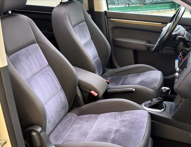 Volkswagen Touran 27