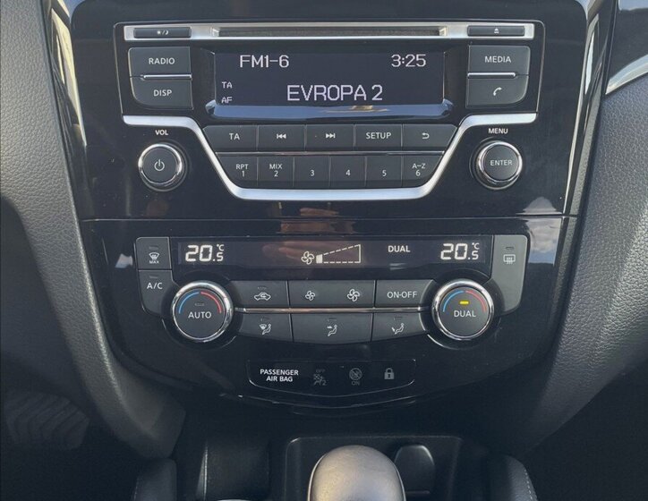 Nissan Qashqai SUV / Terénní 1,2 l 85 kw